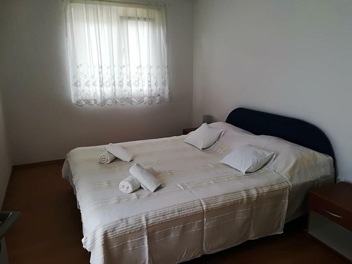 Apartman Rosanda Premuda Екстериор снимка